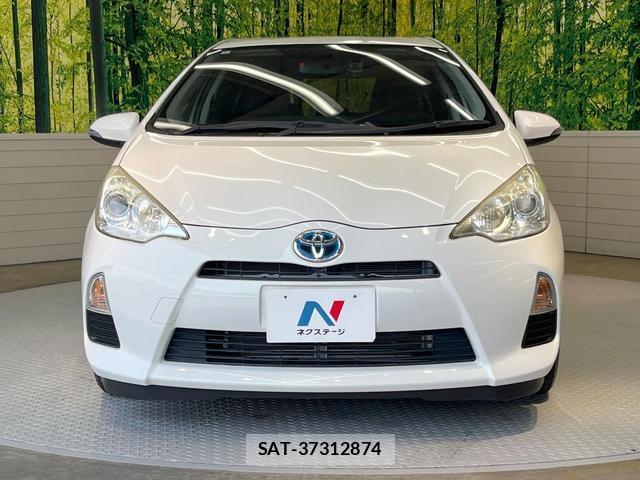 Toyota AQUA 2013-07 8055796-13