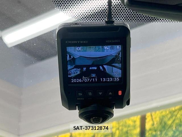 Toyota AQUA 2013-07 8055796-6