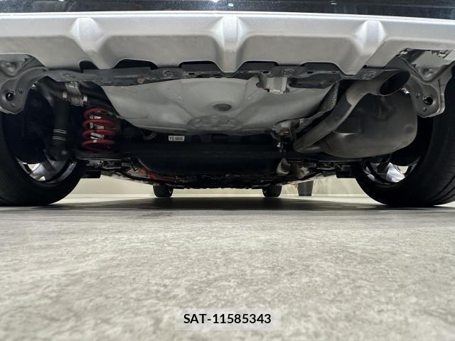 Toyota AQUA 2015-08 8055873-8