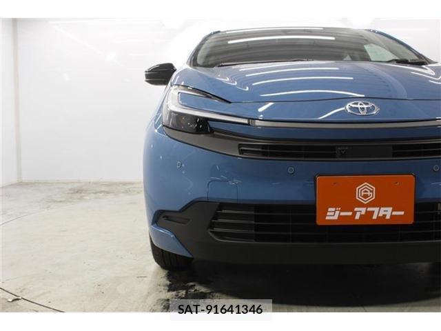 Toyota AQUA 2026-06 8055908-10
