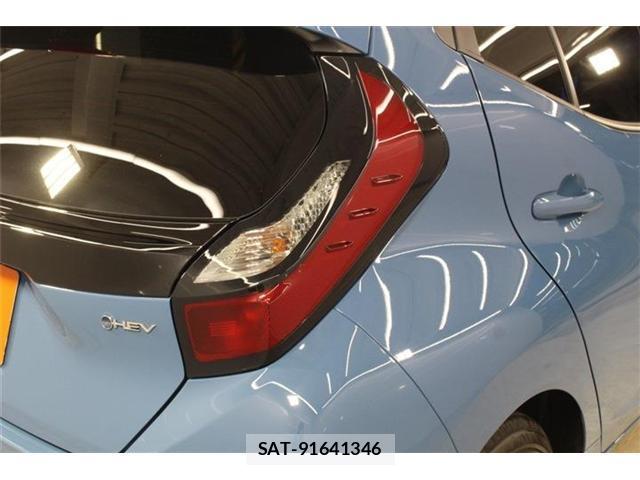Toyota AQUA 2026-06 8055908-16