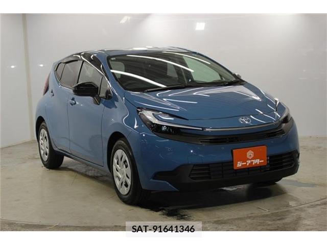 Toyota AQUA 2026-06 8055908-2