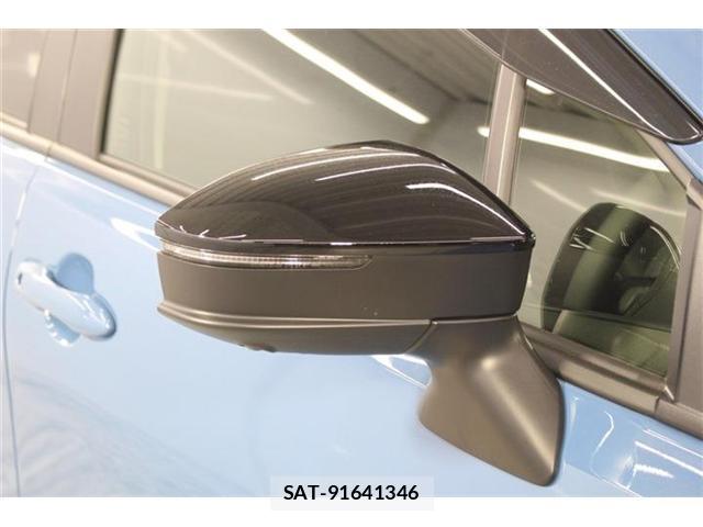 Toyota AQUA 2026-06 8055908-9