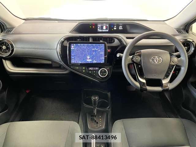 Toyota AQUA 2020-03 8055925-1
