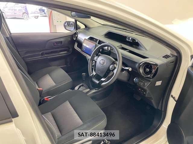 Toyota AQUA 2020-03 8055925-13