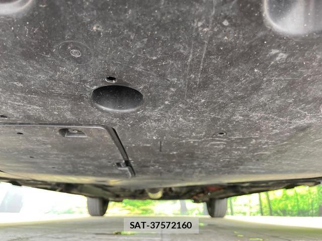 Toyota AQUA 2023-04 8056009-18