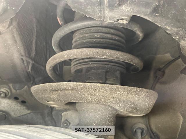 Toyota AQUA 2023-04 8056009-19