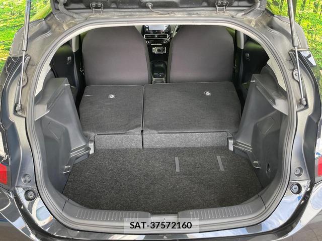 Toyota AQUA 2023-04 8056009-9