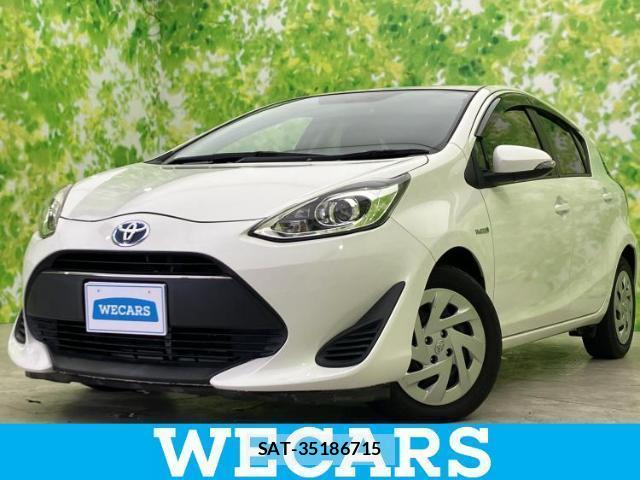 Toyota AQUA 2017-11 8056111-0
