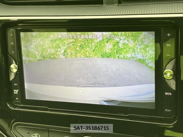 Toyota AQUA 2017-11 8056111-10