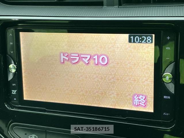 Toyota AQUA 2017-11 8056111-11