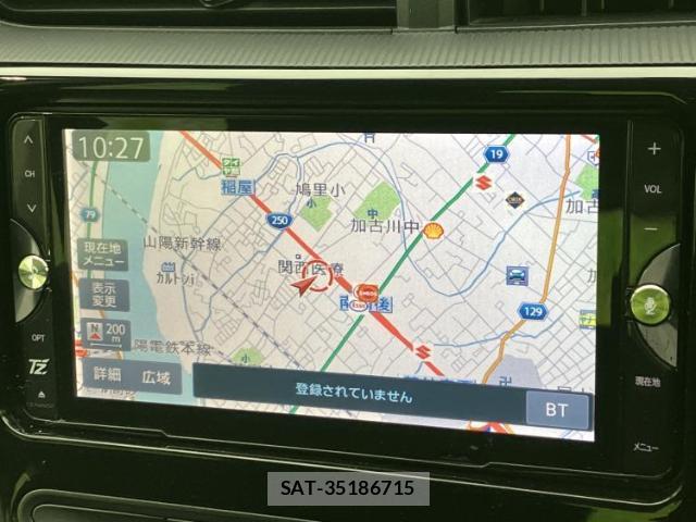 Toyota AQUA 2017-11 8056111-8