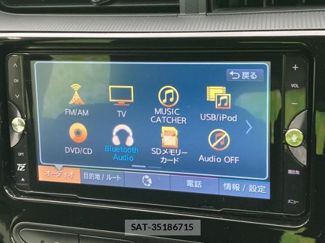 Toyota AQUA 2017-11 8056111-9
