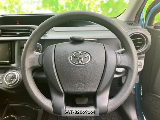 Toyota AQUA 2015-04 8056160-13