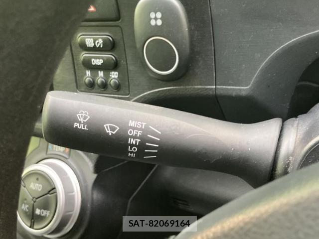 Toyota AQUA 2015-04 8056160-15