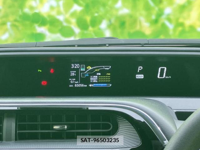 Toyota AQUA 2018-12 8056181-13
