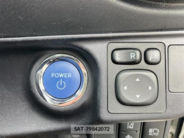 Toyota AQUA 2019-11 8056224-16