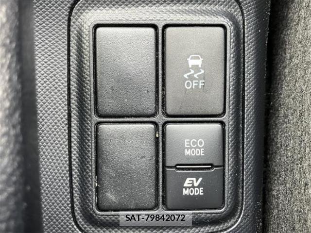 Toyota AQUA 2019-11 8056224-17