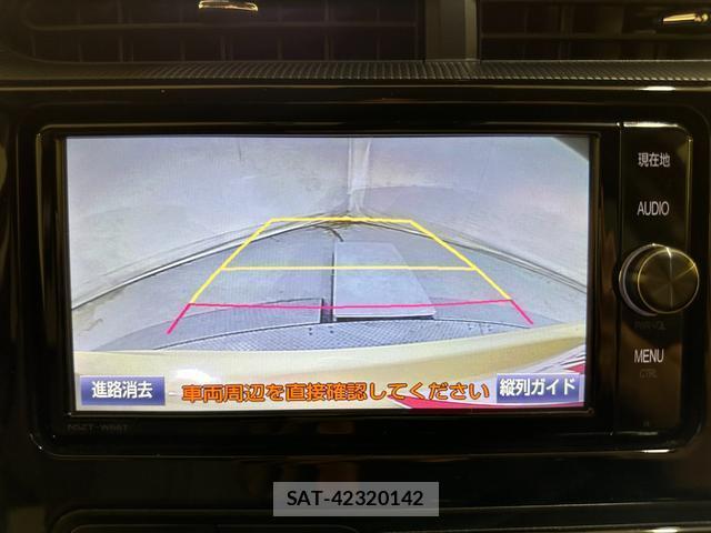 Toyota AQUA 2018-06 8056282-3