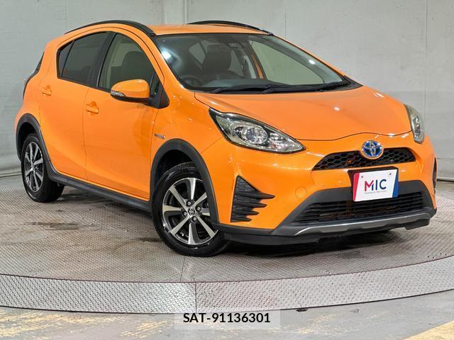 Toyota AQUA 2018-04 8056301-10