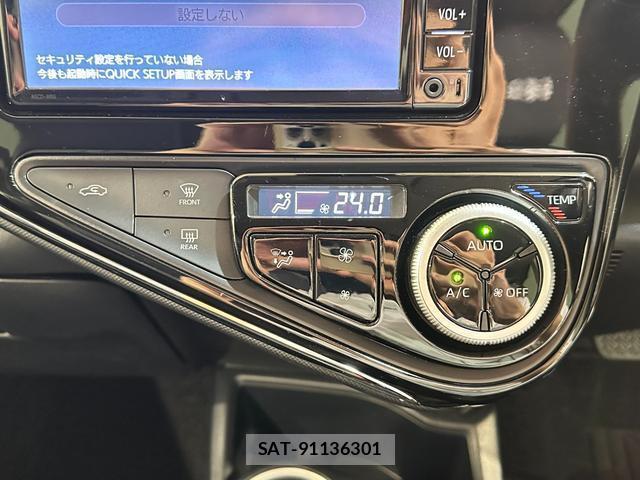 Toyota AQUA 2018-04 8056301-3