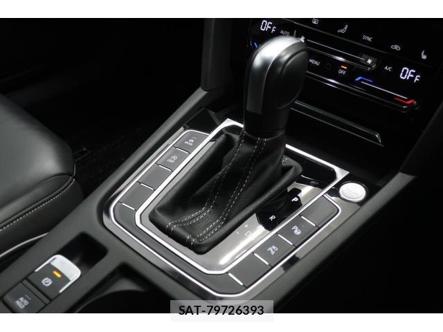 VolksWagen ARTEON 2022-02 8053224-9