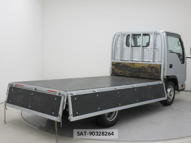 Nissan ATLAS 2023-05 8053434-10