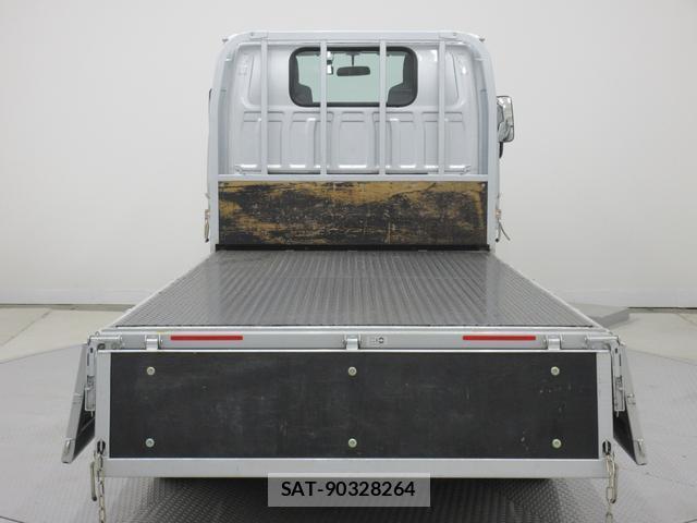 Nissan ATLAS 2023-05 8053434-11