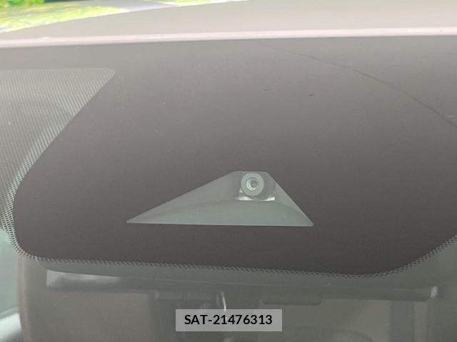 Nissan AURA 2021-12 8053645-4