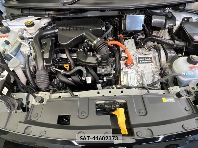 Nissan AURA 2023-03 8053753-17