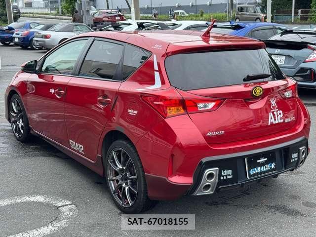Toyota AURIS 2013-10 8053969-12