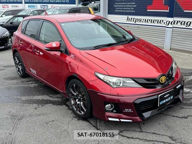 Toyota AURIS 2013-10 8053969-5