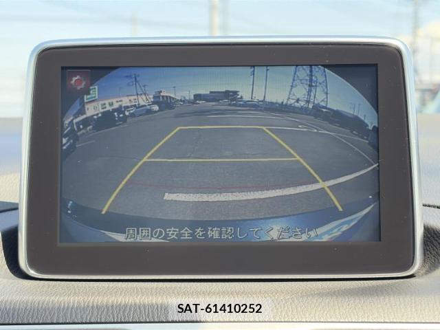 Mazda AXELA SPORT 2014-05 8053577-11