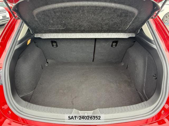 Mazda AXELA SPORT 2018-10 8054880-15