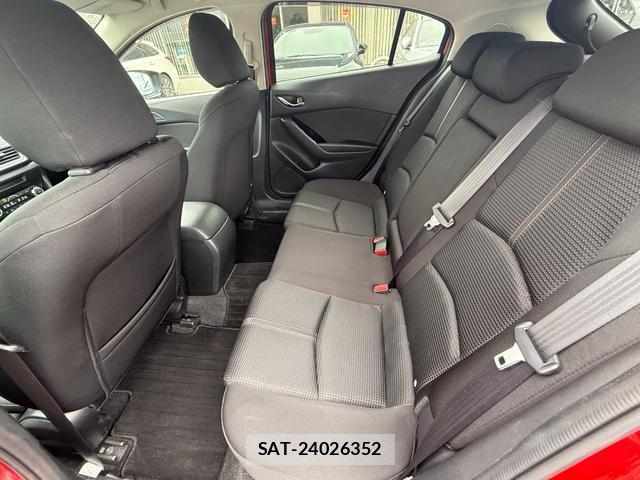 Mazda AXELA SPORT 2018-10 8054880-17