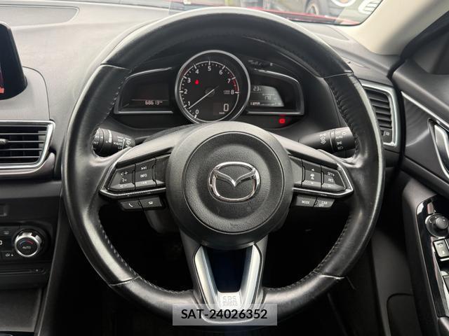 Mazda AXELA SPORT 2018-10 8054880-18