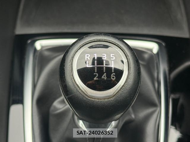 Mazda AXELA SPORT 2018-10 8054880-4