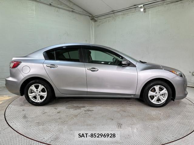 Mazda AXELA 2011-11 8056291-12