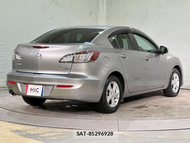 Mazda AXELA 2011-11 8056291-13
