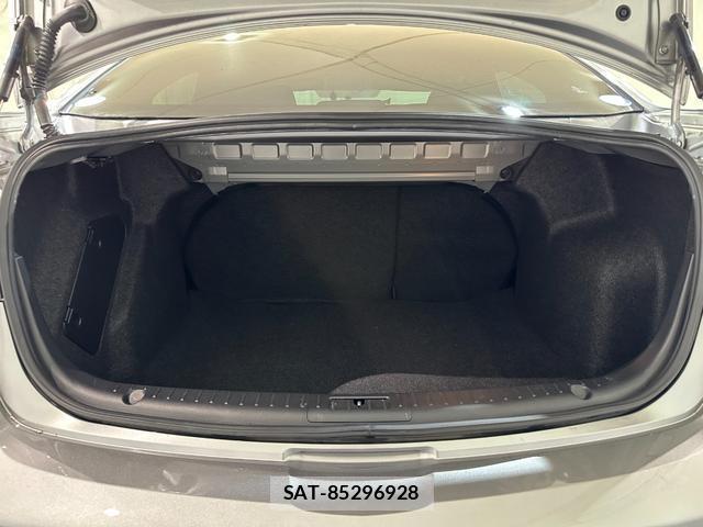 Mazda AXELA 2011-11 8056291-19
