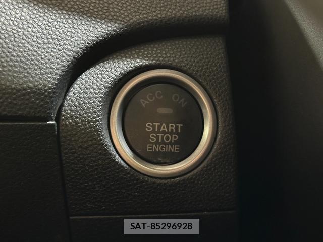 Mazda AXELA 2011-11 8056291-5