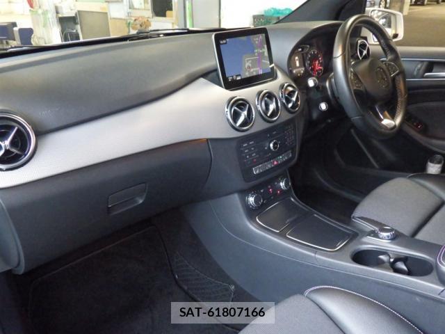 Mercedes Benz B-CLASS 2018-01 8055025-2