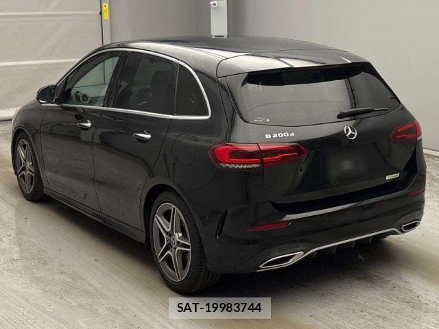Mercedes Benz B-CLASS 2019-09 8055081-1