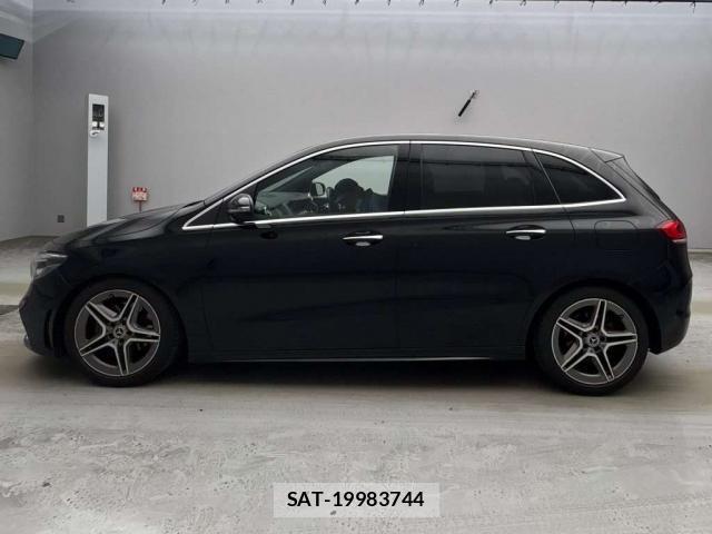Mercedes Benz B-CLASS 2019-09 8055081-11