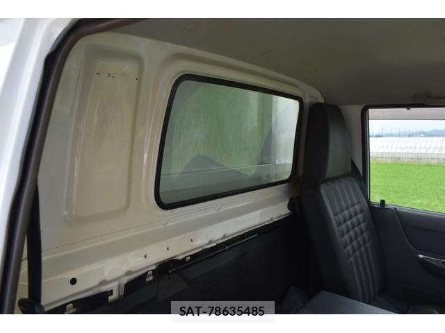 Mazda BONGO TRUCK 2017-05 8053552-16