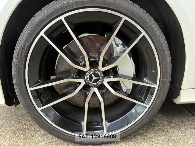 Mercedes Benz C-CLASS 2017-03 8053229-11
