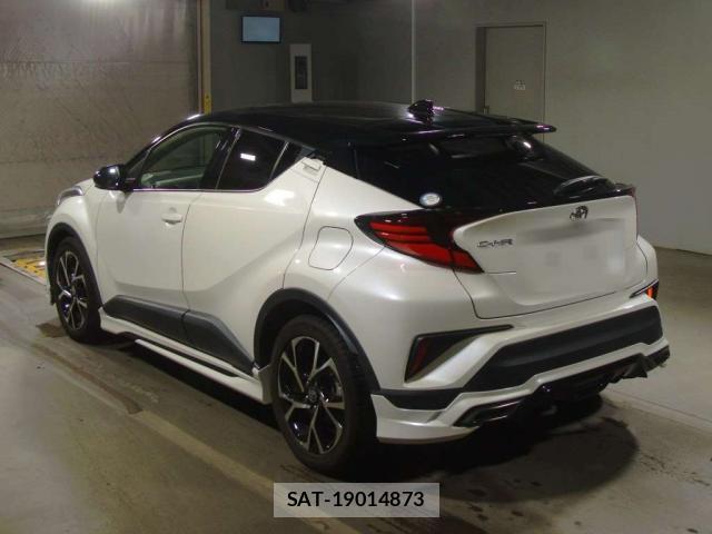 Toyota C-HR 2020-12 8053333-4