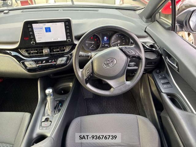Toyota C-HR 2023-03 8053340-2