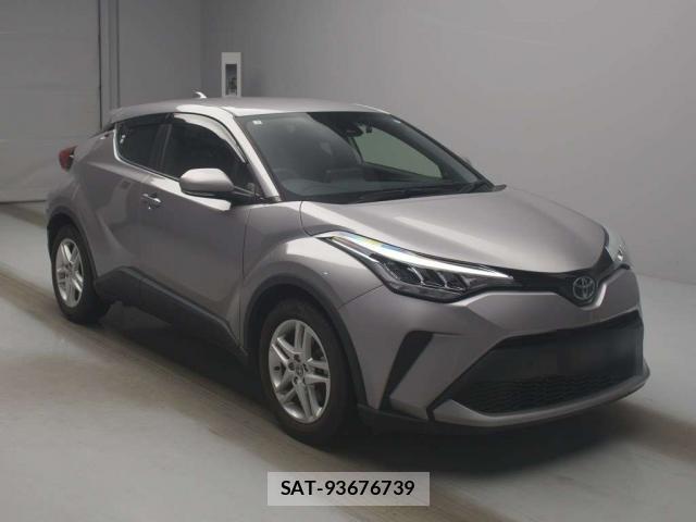 Toyota C-HR 2023-03 8053340-3