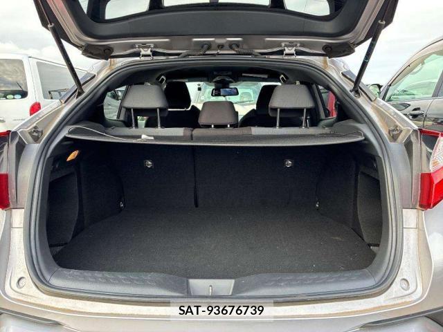 Toyota C-HR 2023-03 8053340-8